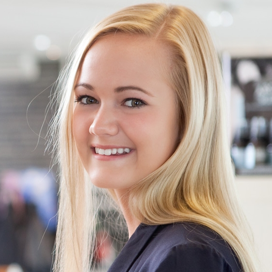 Laura  Donahue