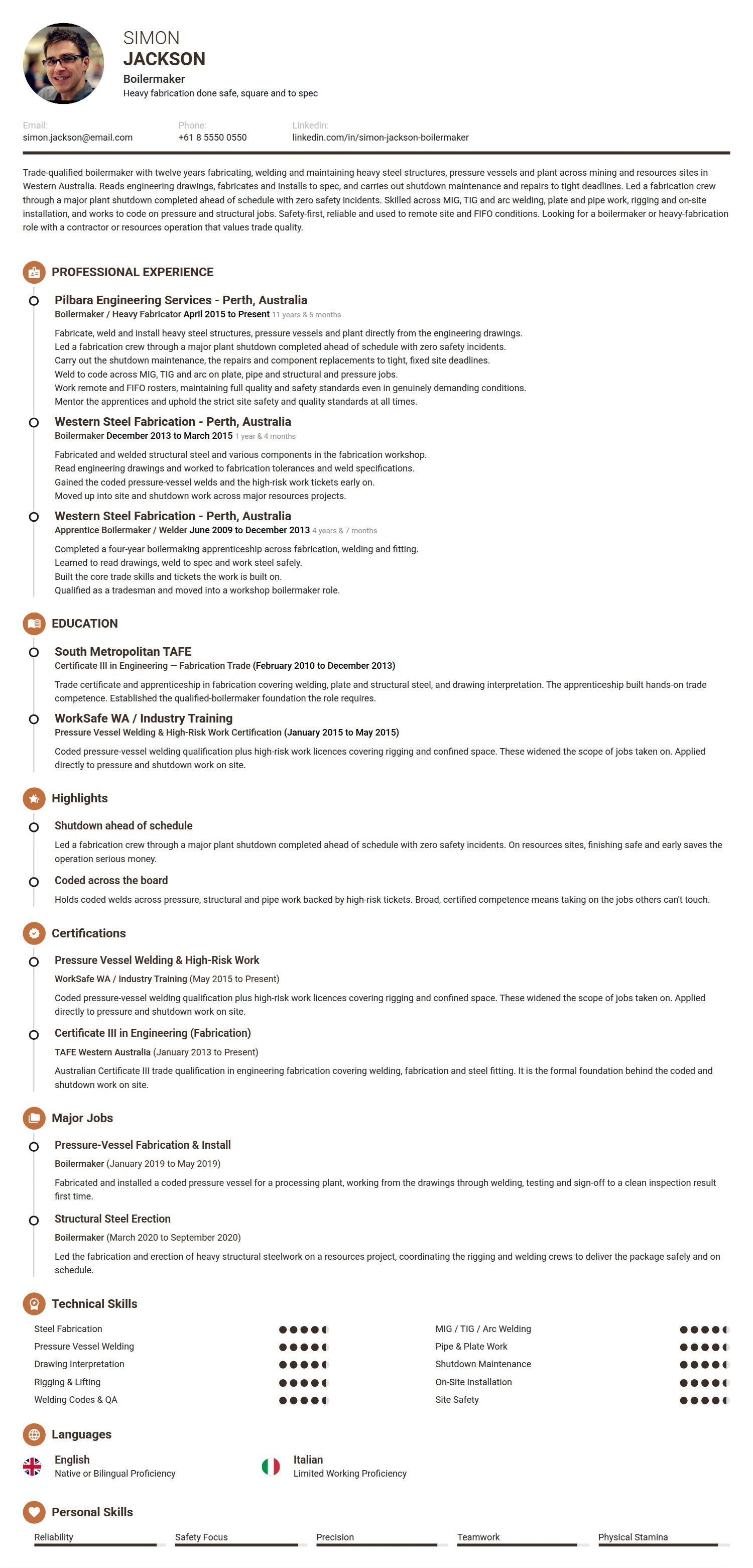 Boilermaker resume example — a professionally formatted Manufacturing CV sample