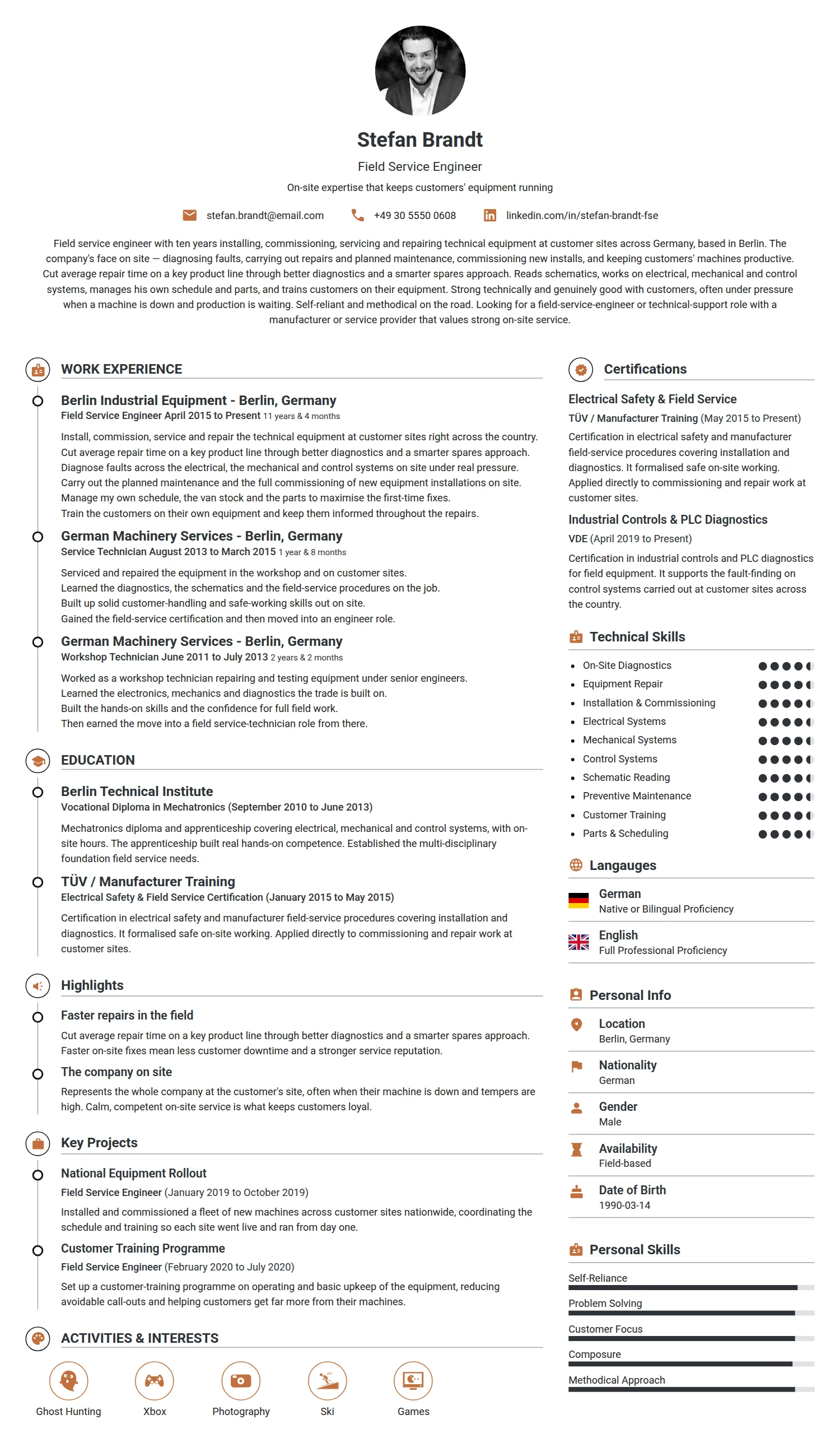 Field Service Engineer resume example — a professionally formatted Education CV sample
