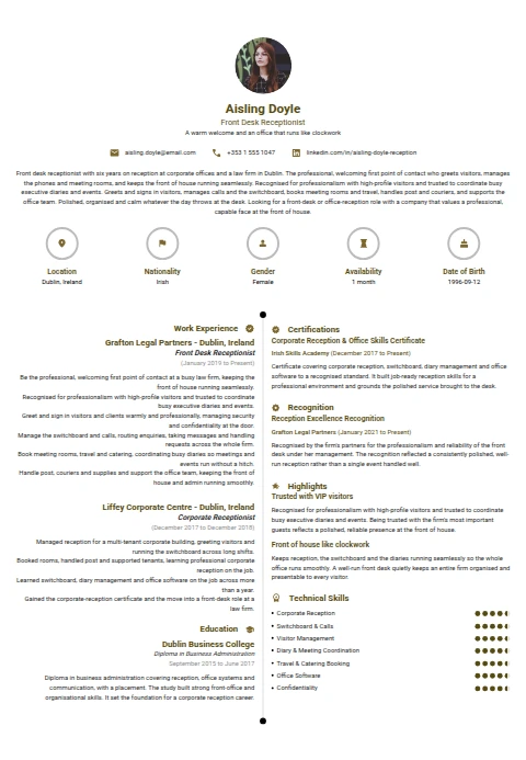 Front Desk Receptionist resume example