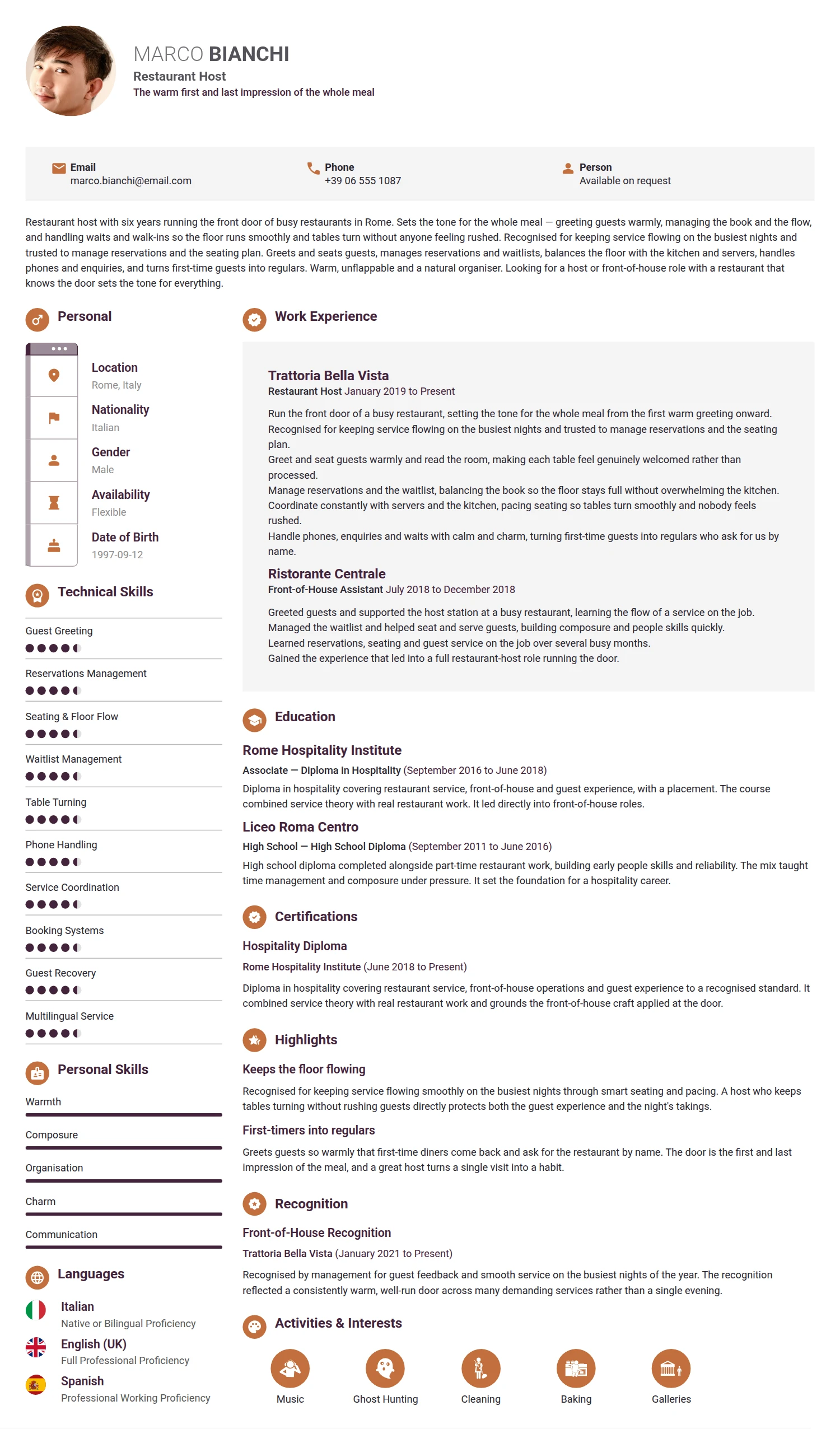 Host resume example — a professionally formatted Media/Journalism CV sample