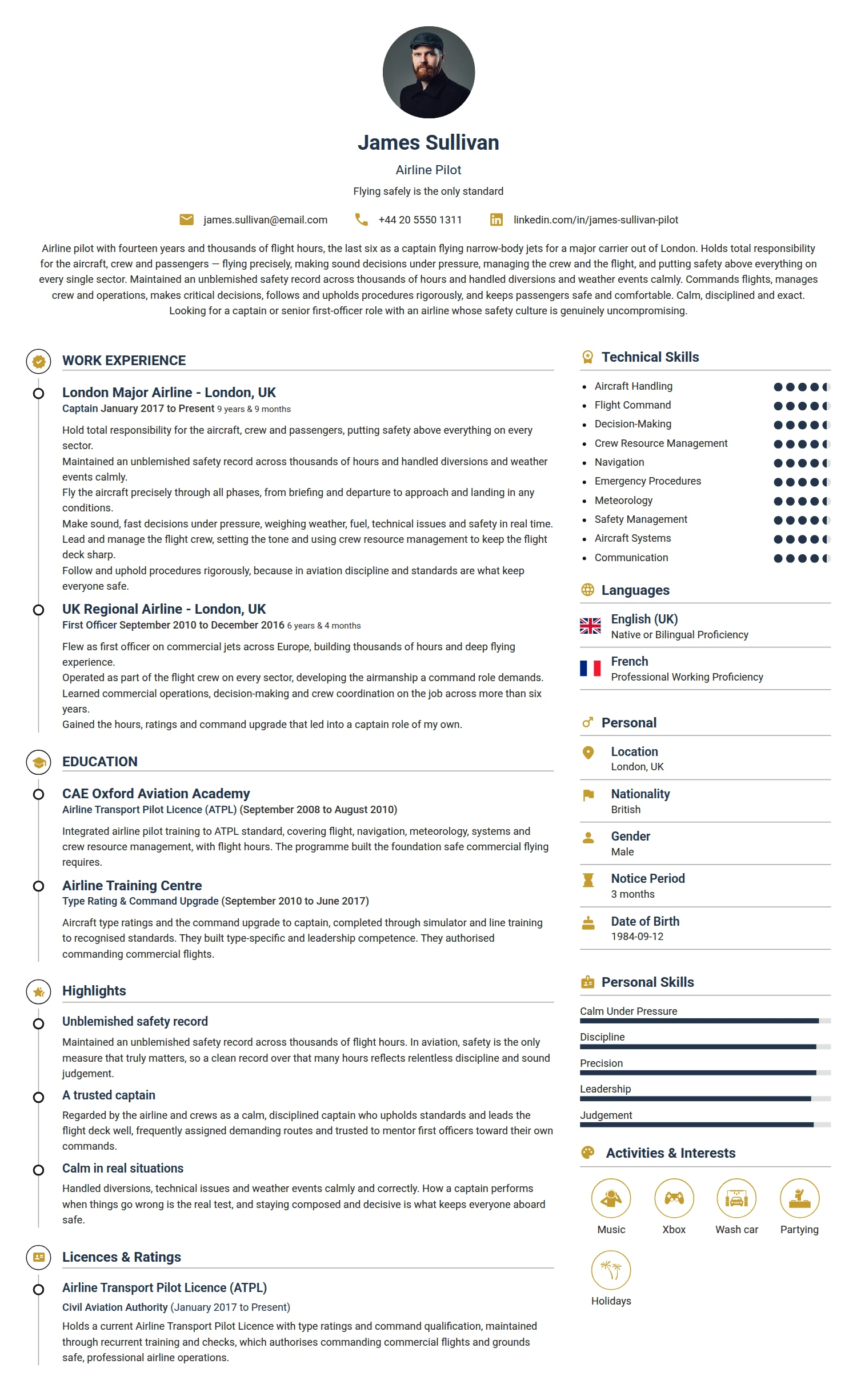 Pilot resume example — a professionally formatted Transportation CV sample